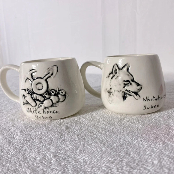 Vintage Handmade Cream Ceramic Whitehorse Yukon Mining Wolf Mugs x2 - Picture 1 of 12